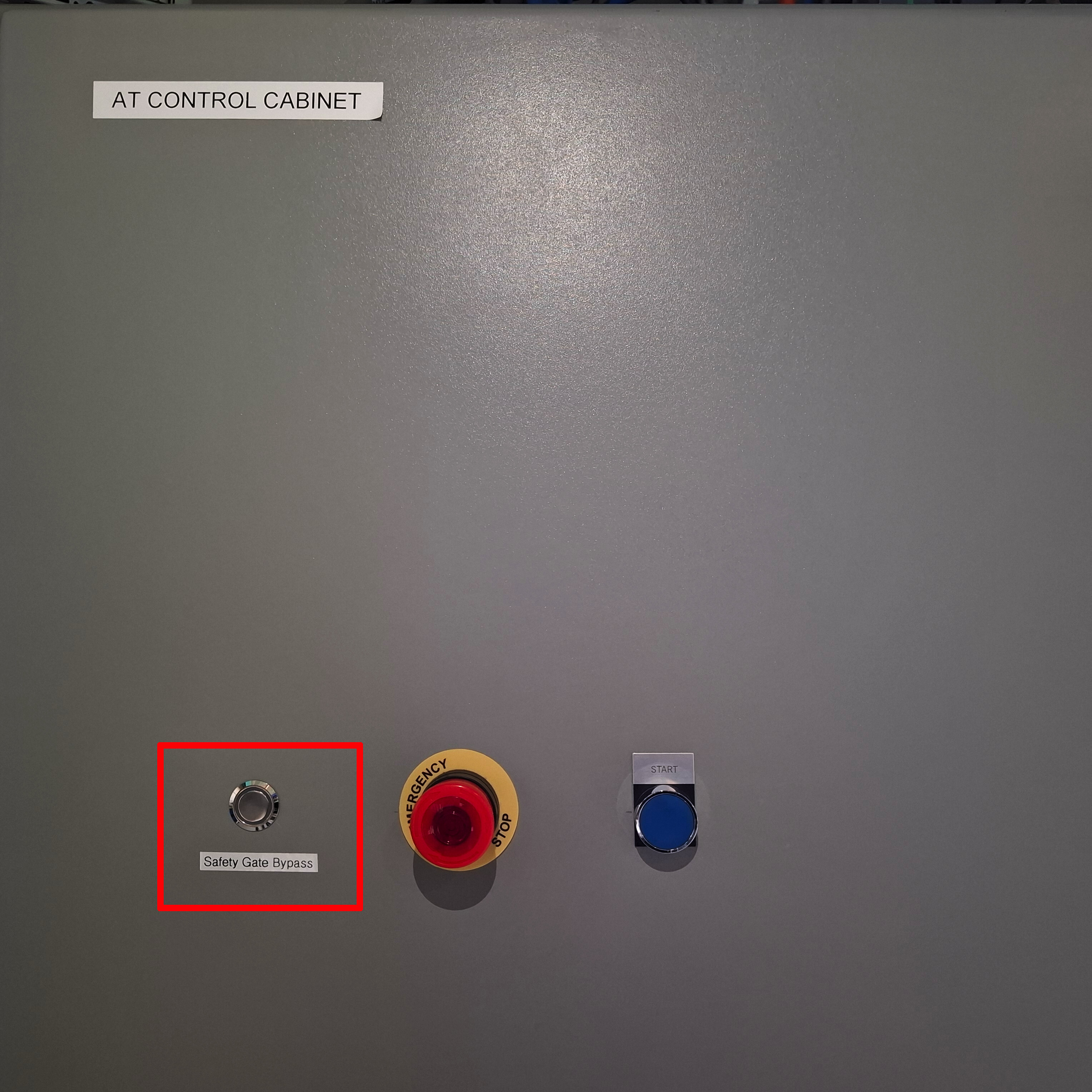 ../../_images/main-control-cabinet-gate-bypass.jpeg